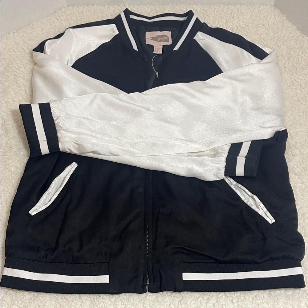 Forever 21 Satin Varsity Bomber Jacket Color Black Ivory Size M - Picture 3 of 16